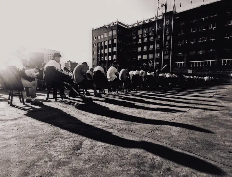 90后们，你还记得那个没有Wi-Fi的高考季吗？那个时代，网络还是奢侈品，高考却