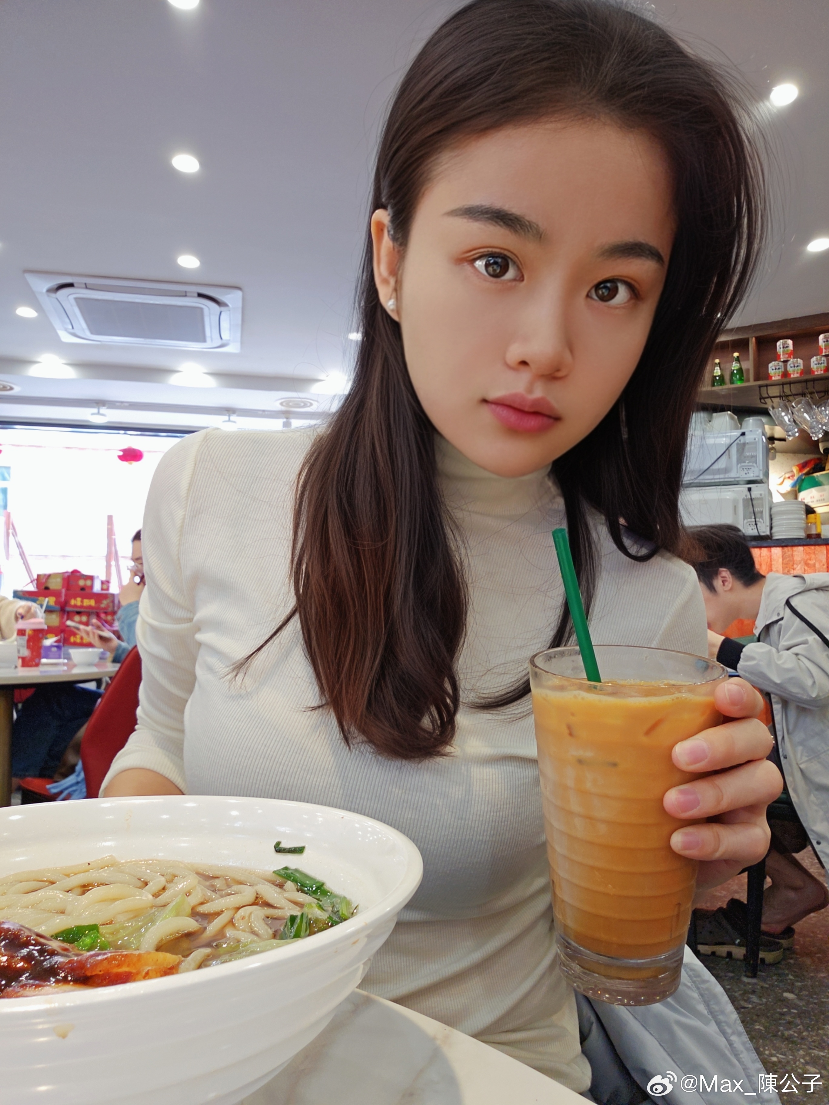 早呀～ ​​​