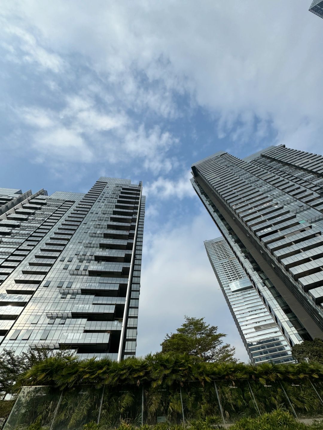 在深圳，到底是选湖景房还是海景房啊❓