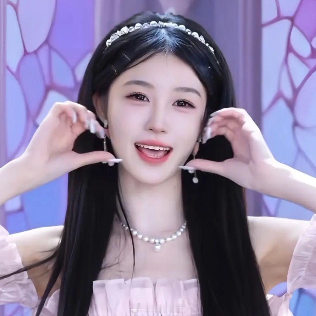 一听MR.chu就会想起来跳舞很努力，美萌可爱的蛋二，我的白月光女孩，头像供应商