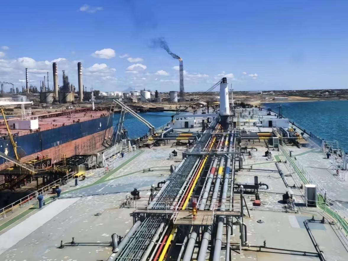 要不是美国围堵委内瑞拉，我还不知道委内瑞拉是世界上石油储量最多的国家，一直以为是