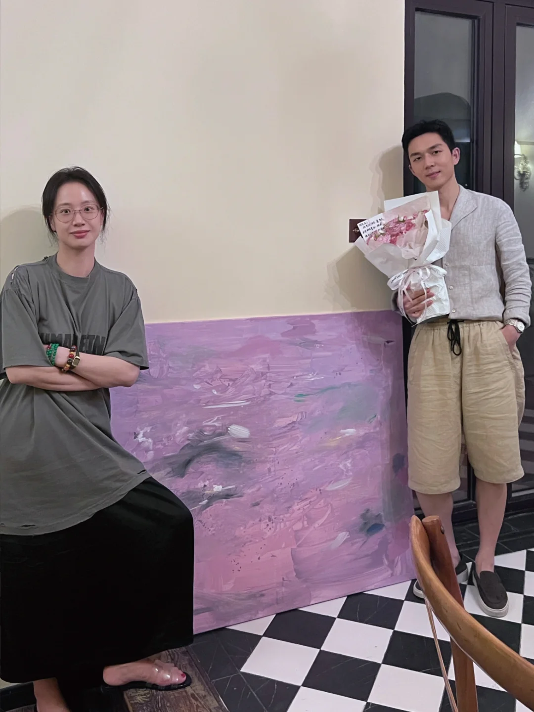 明星邻居来串门，像电影里才会出现的片段💃