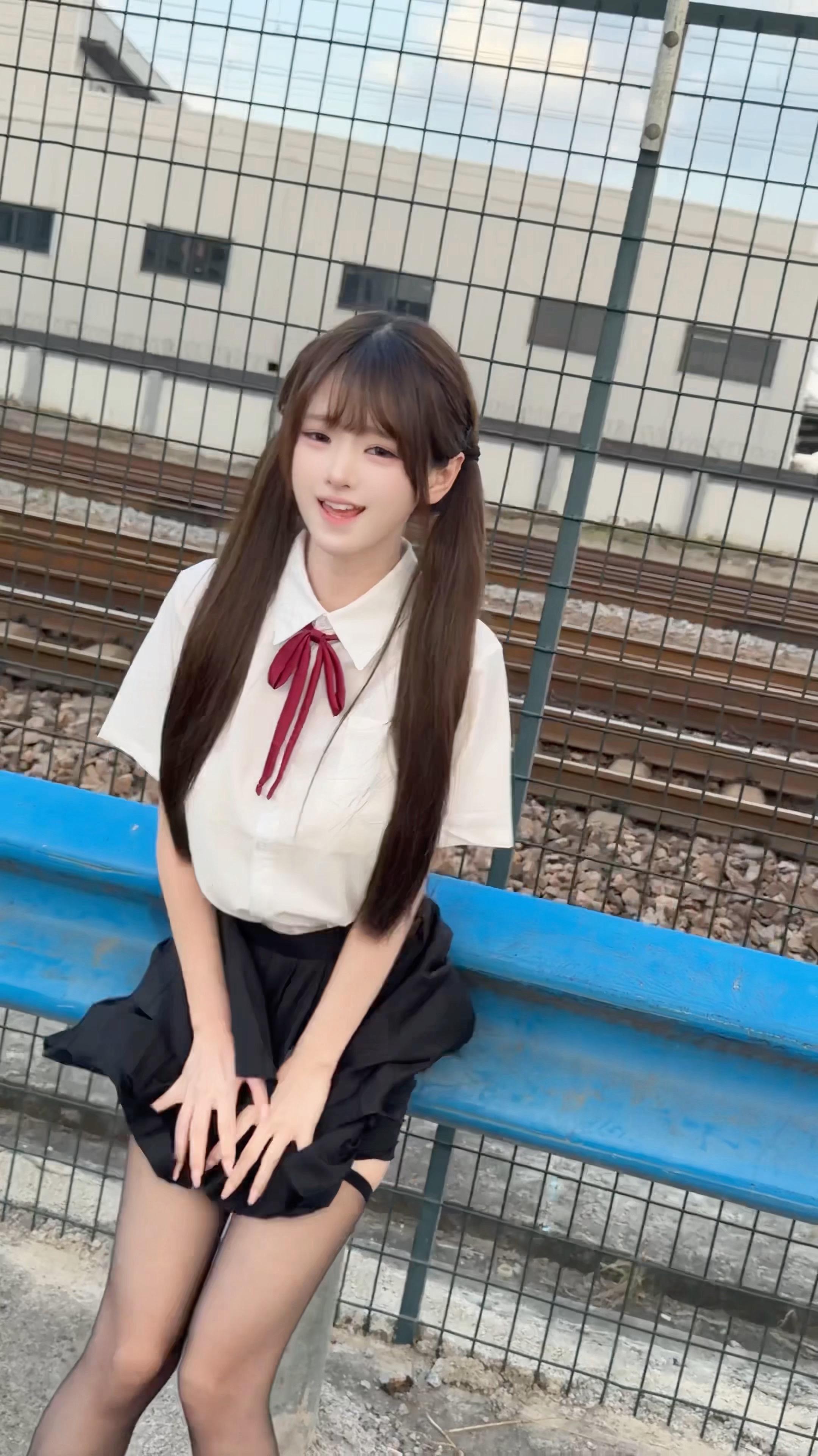 妖风好大～