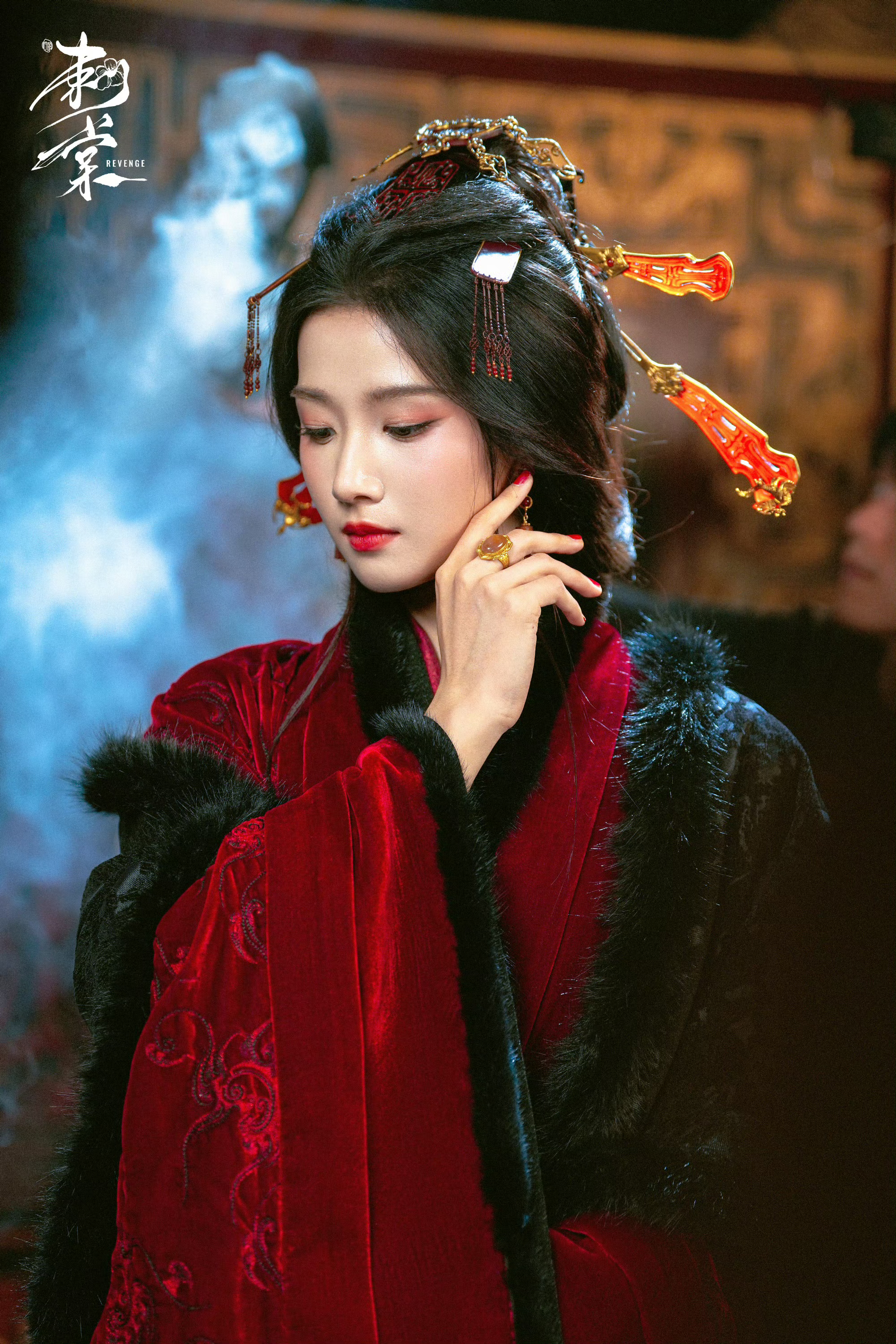 卢昱晓越来越有剧花范儿了， 小白花和狠女人都能演 都还挺适配可塑性很强诶！ ​​