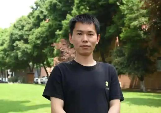 中国28岁博士交换生黄鹏，2025年八月份到意大利图西雅大学进行访学，1月19日