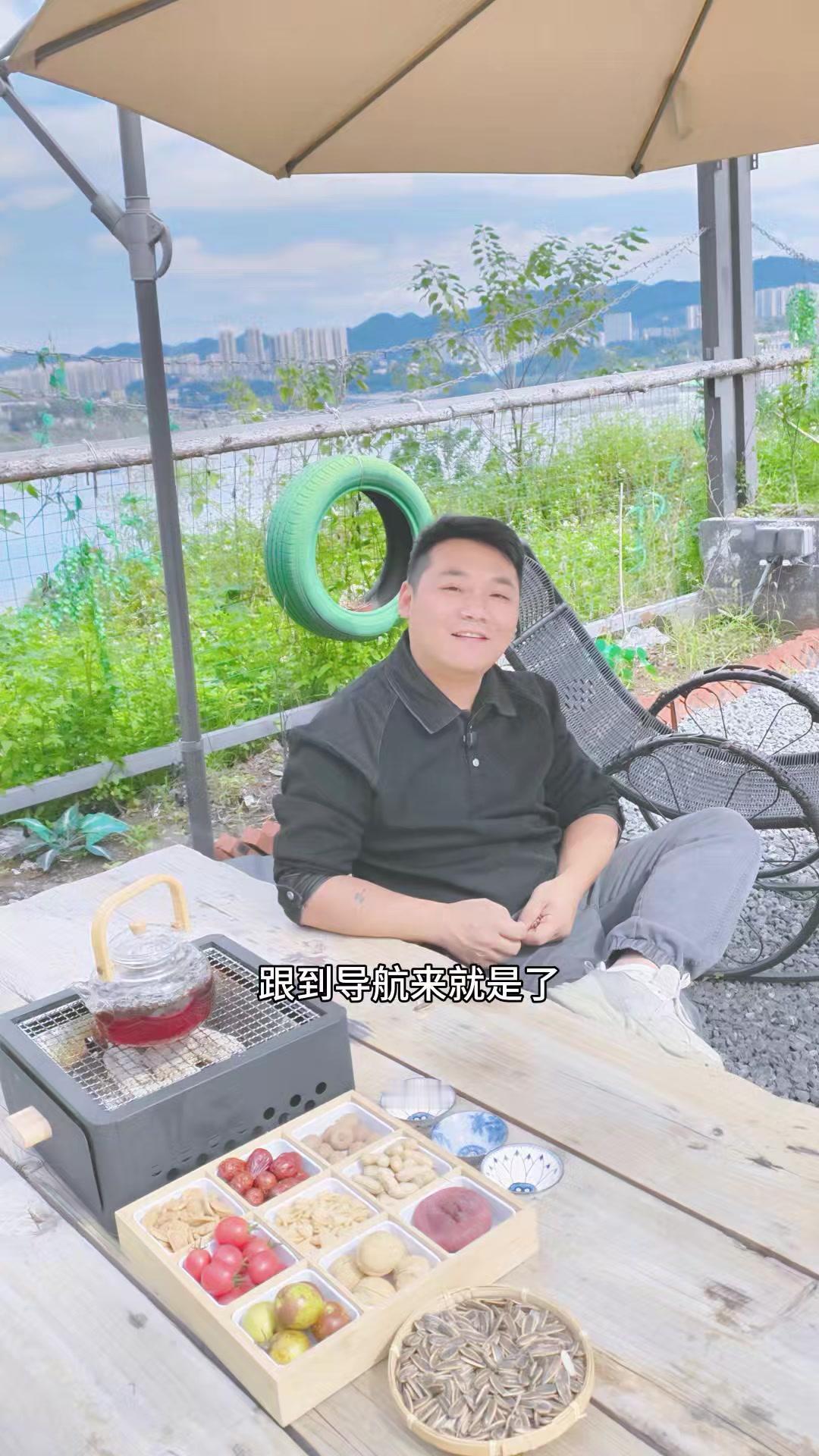隐藏在巴滨路的时光角落，围炉煮茶烤全羊的治愈感

🌿在李家沱大桥下，这家开在巴