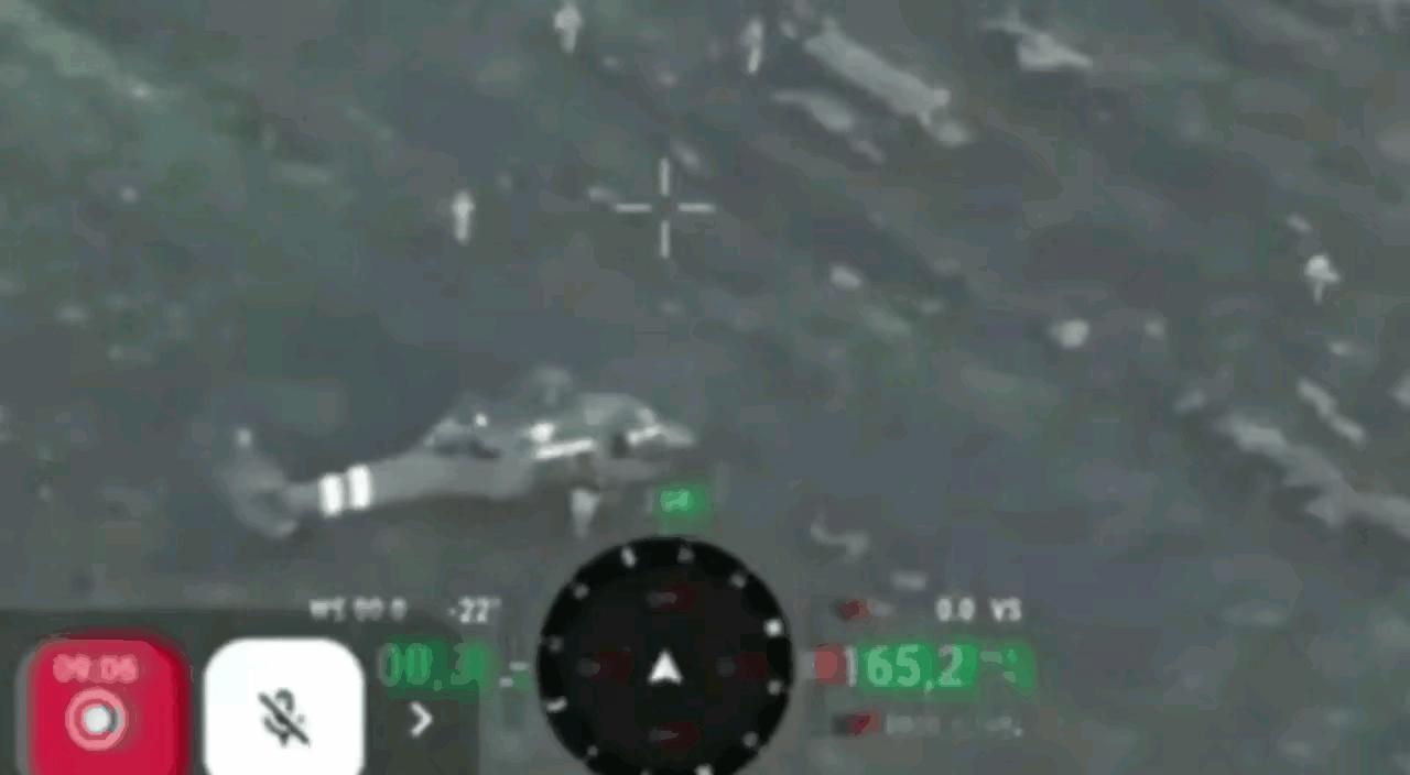 乌军“黑鹰”突击红军城，被俄军无人机逮个正着  ，为了打消外界关于“红军城局势对