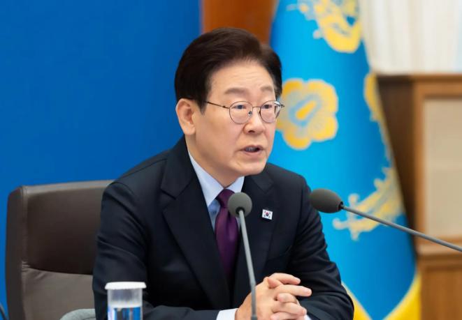 韩乌外交矛盾彻底兜不住了！李在明直接在 X 平台放狠话，措辞相当强硬。 10 月