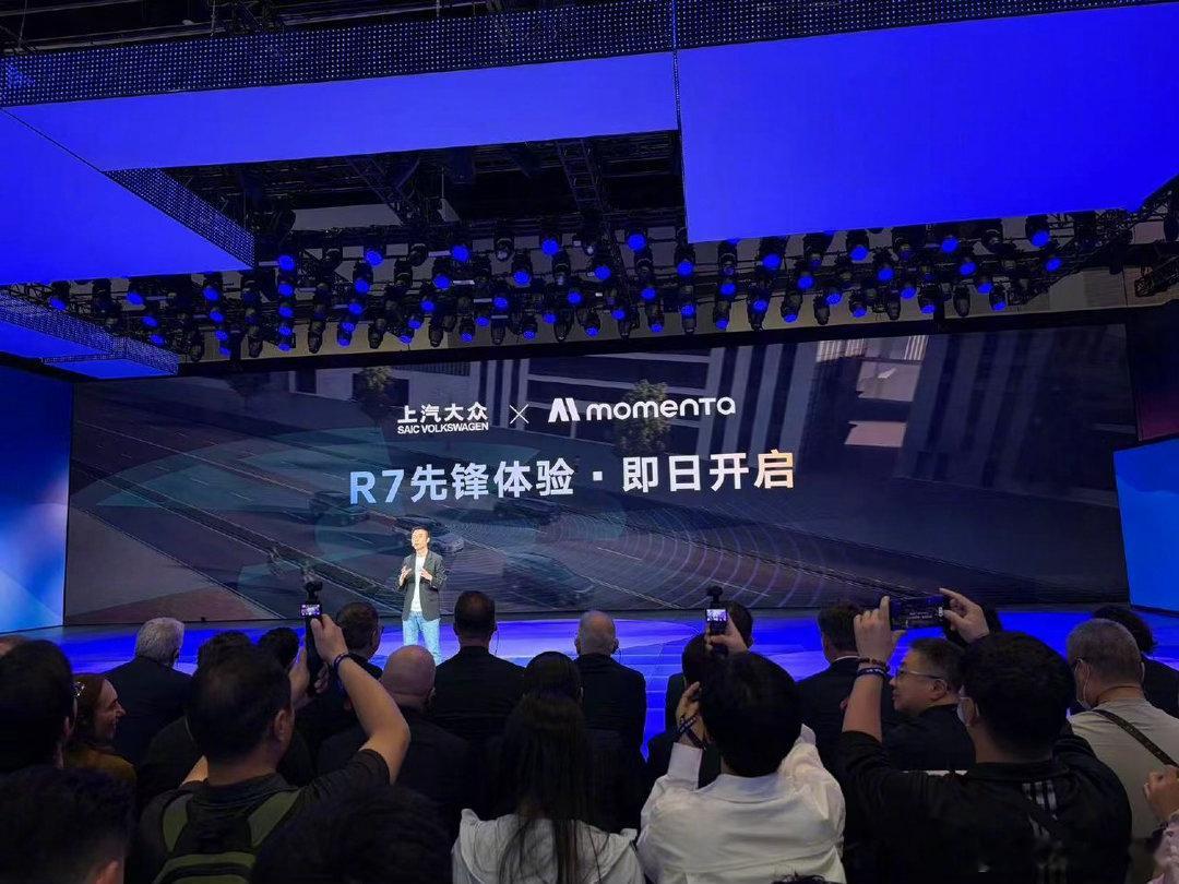 大众9X上市1小时锁单破万，以29.98万起售价打破合资新能源“掉队”印象。搭载
