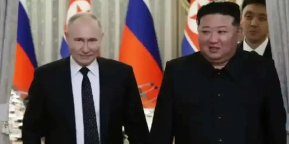 果不其然。
 
俄罗斯外交部突然宣布了，对日本在西南诸岛部署进攻性武器发出严正警