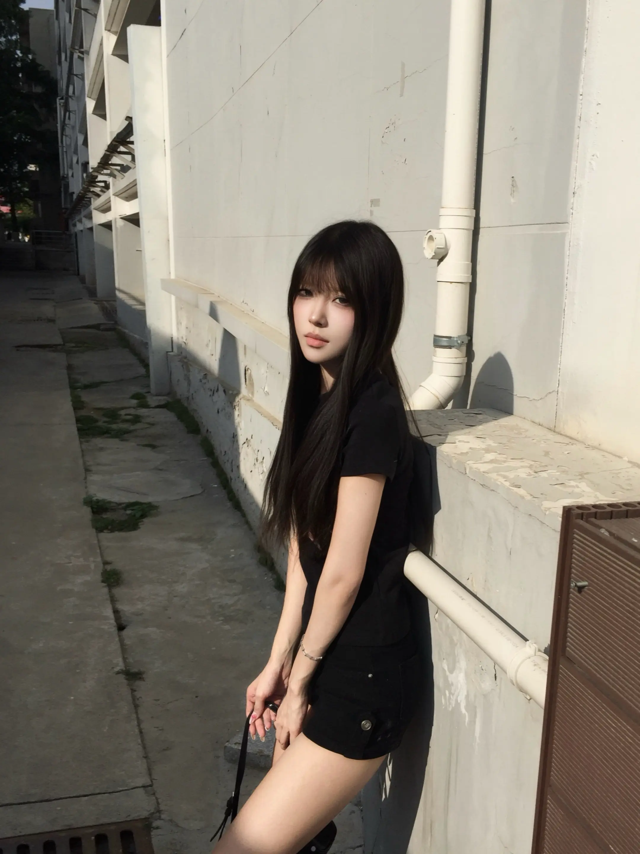你什么都不跟我讲 然后又觉得我不懂你
