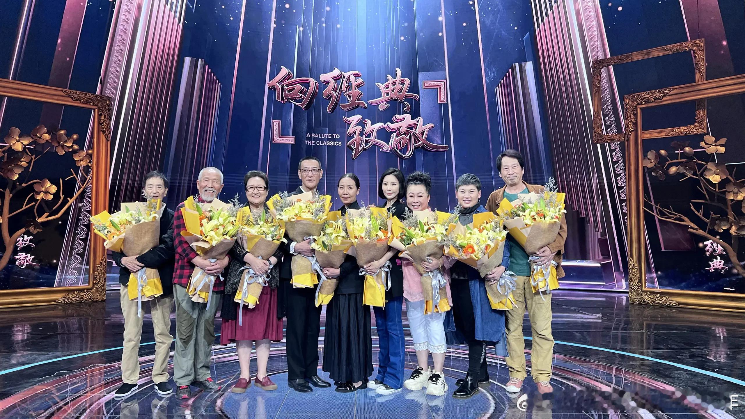 颜冠英、赵铁人、杨青……王秀花年纪大了比年轻时候美！《候车室的故事》比前一部《候