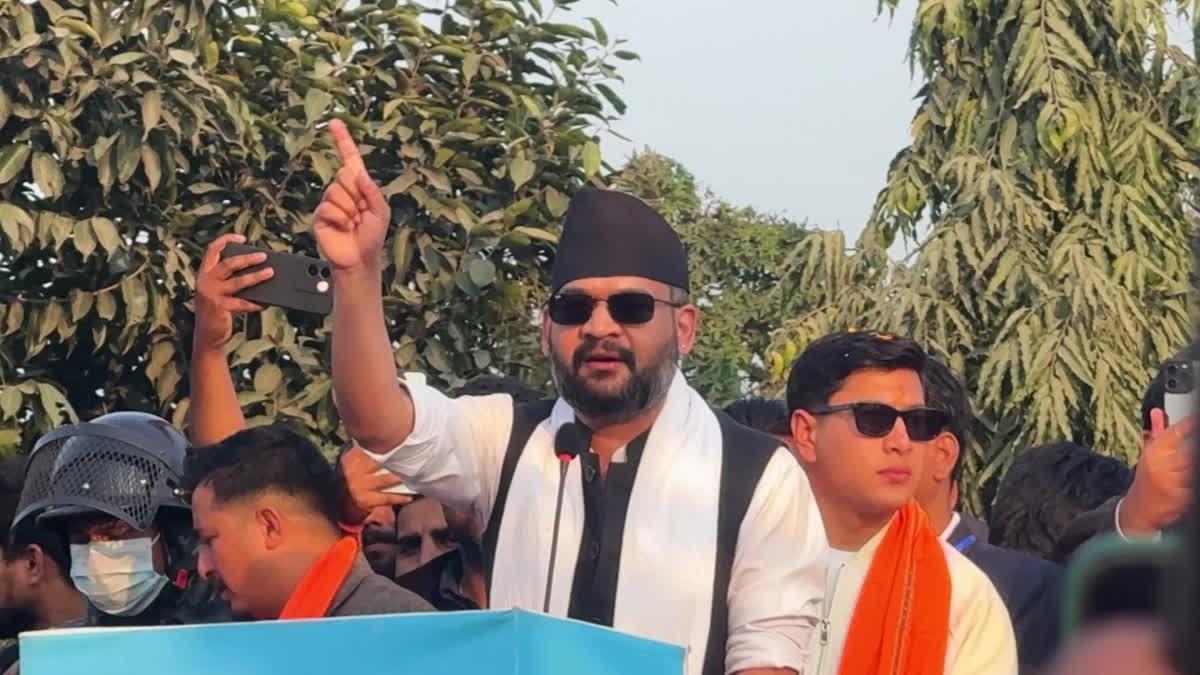 【尼泊尔说唱歌手转型市长挑战被罢免的总理】
       尼泊尔35岁的说唱歌手