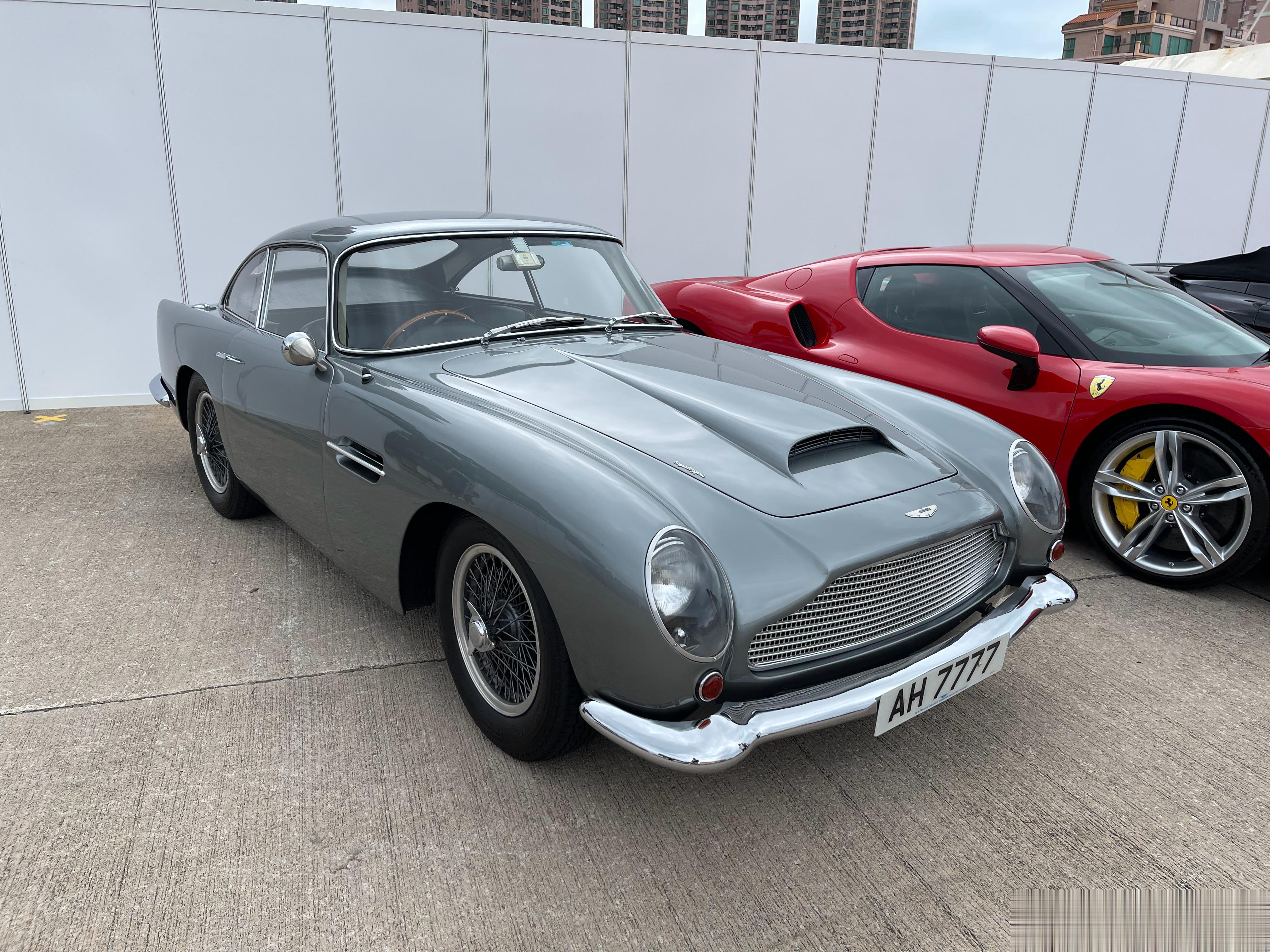 #shen车视界# 这次在香港见到了香港车牌的DB4和DB5，再加上去年在香港见