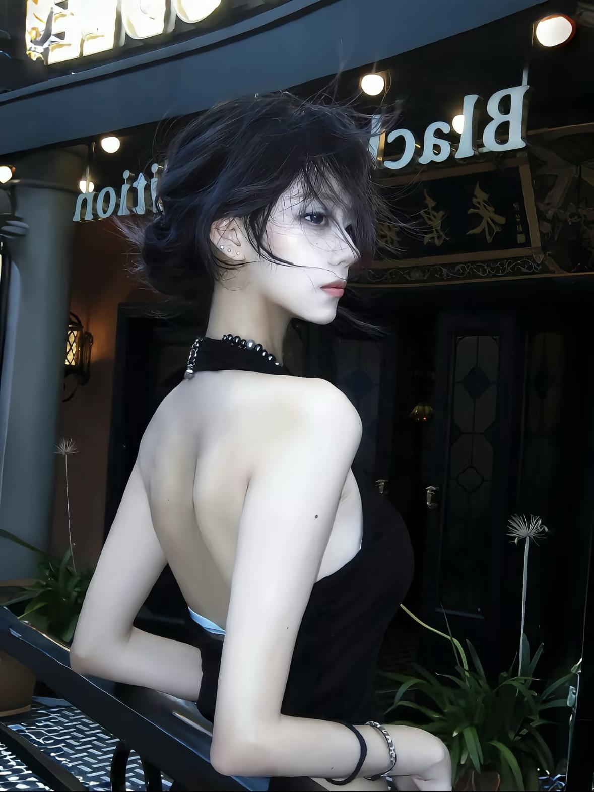 好好看着我的脸 像是会对命运低头的人吗
