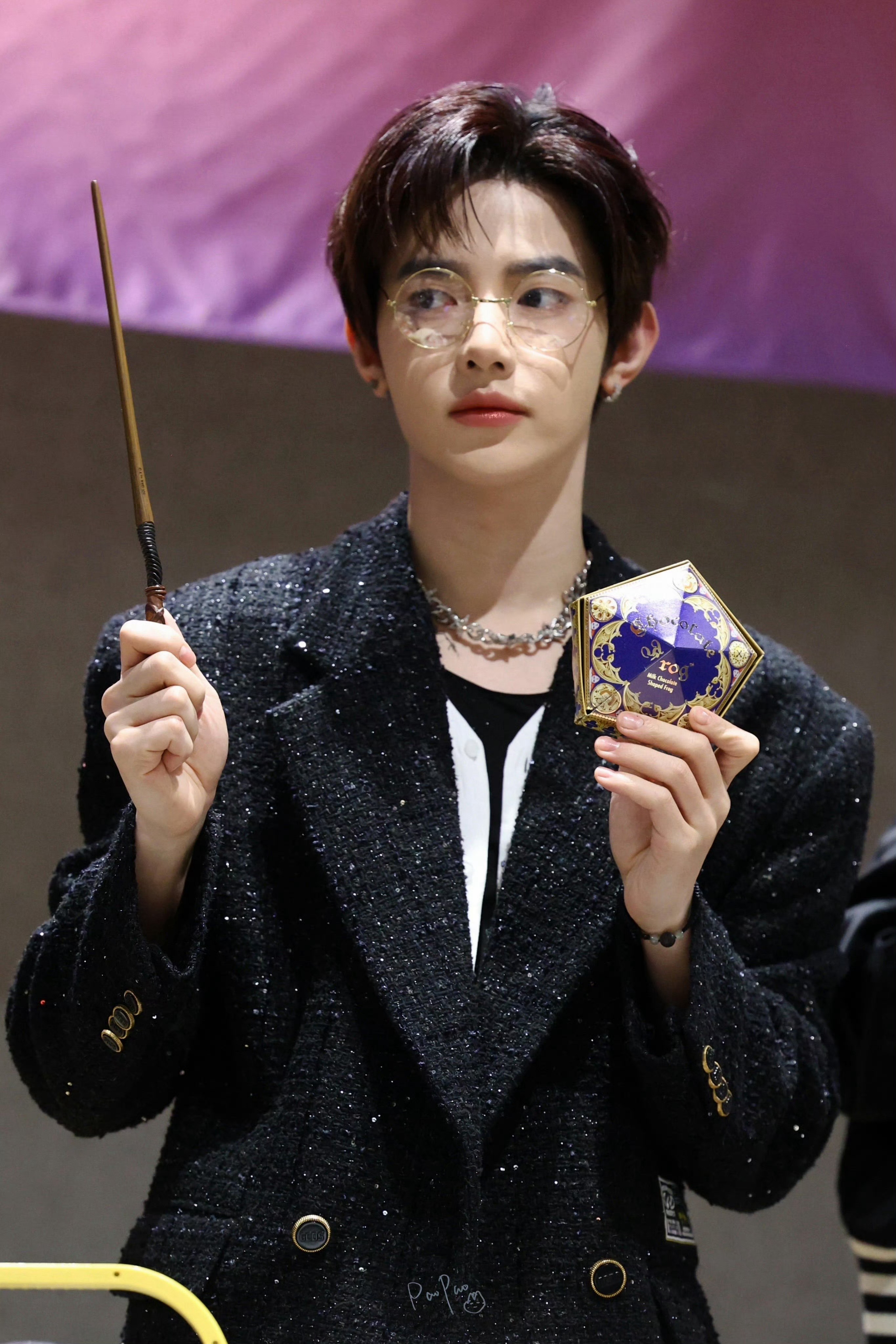 章昊日本签售饭拍章昊今日日本签售饭拍🪄此男就这样萌萌的超级可爱！ ​​​