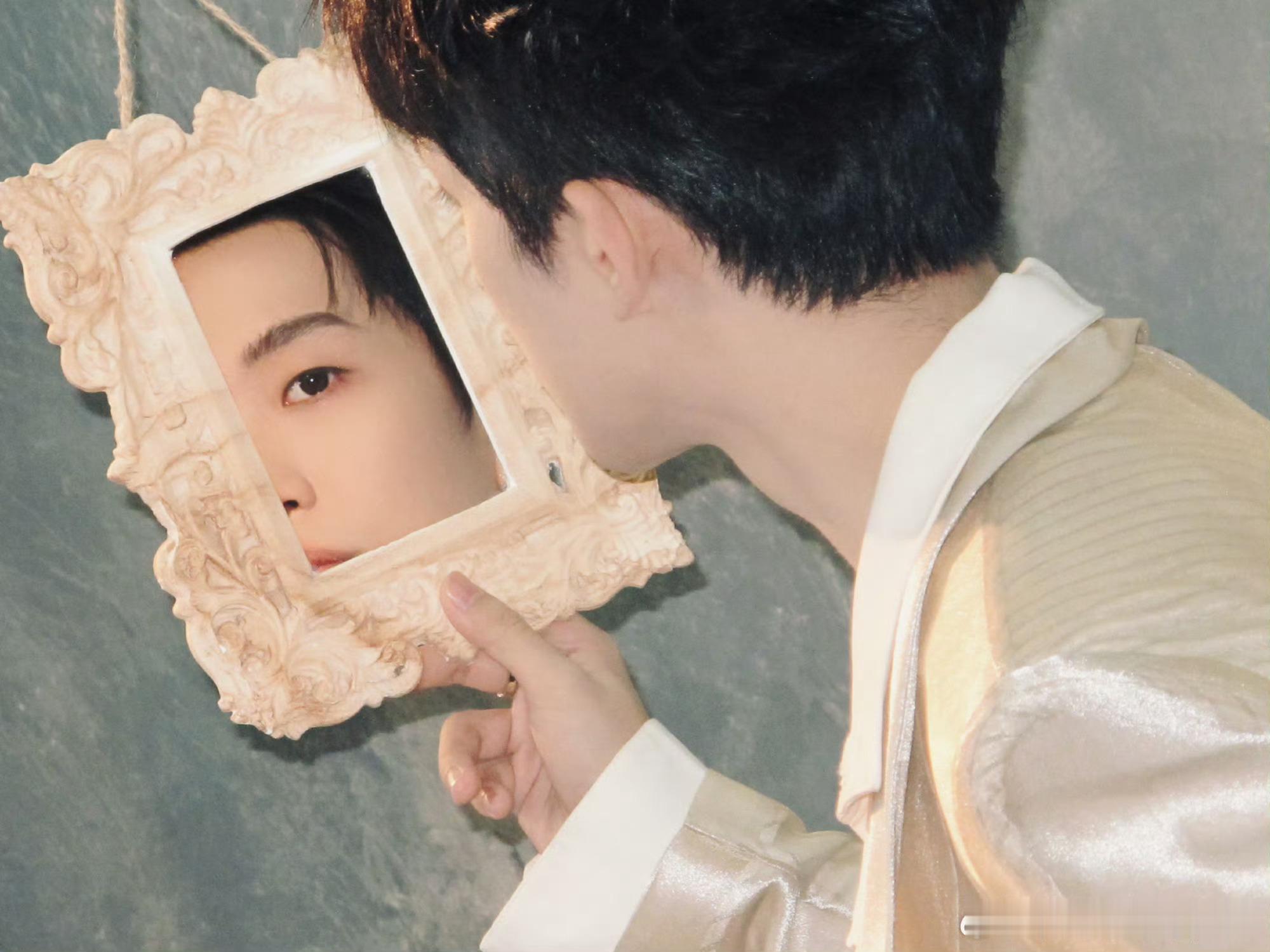 魔镜魔镜，谁是这个世界上最漂亮最聪明最勇敢的小狗🪞🪞🪞 ​​​