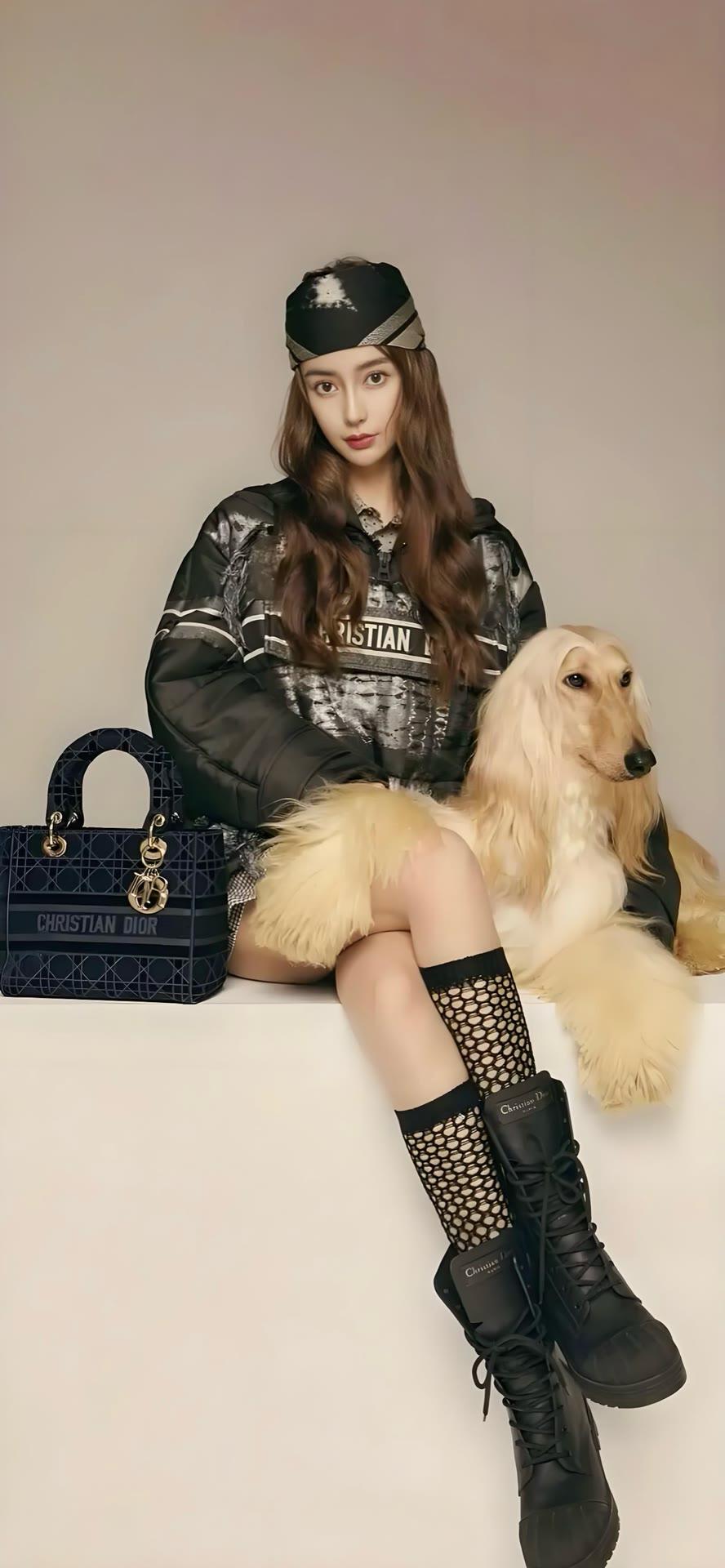 Angelababy（杨颖），1989年2月28日出生于上海市，华语影视女演员