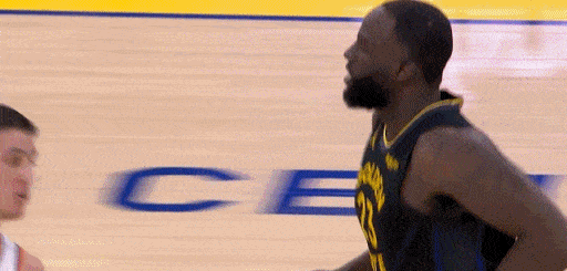 这两天都流行用自己来献祭吗[捂脸]，昨天森林狼主教练芬奇献身，今天早上掘金主教练