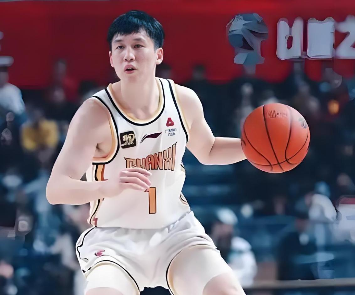 啥情况！9场比赛5场0分，却连续首发出场 球迷：有后台？
本赛季，对于山西队来讲