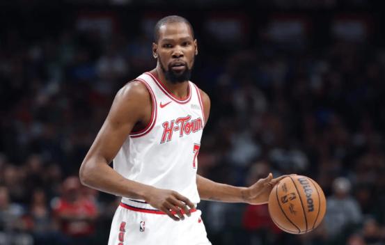 杜兰特最佳一阵稳了！
 
火箭113-102力克76人的比赛，彻底看出杜兰特的定