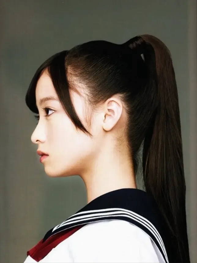 桥本环奈  圆头扎马尾真的好好看 ​​​