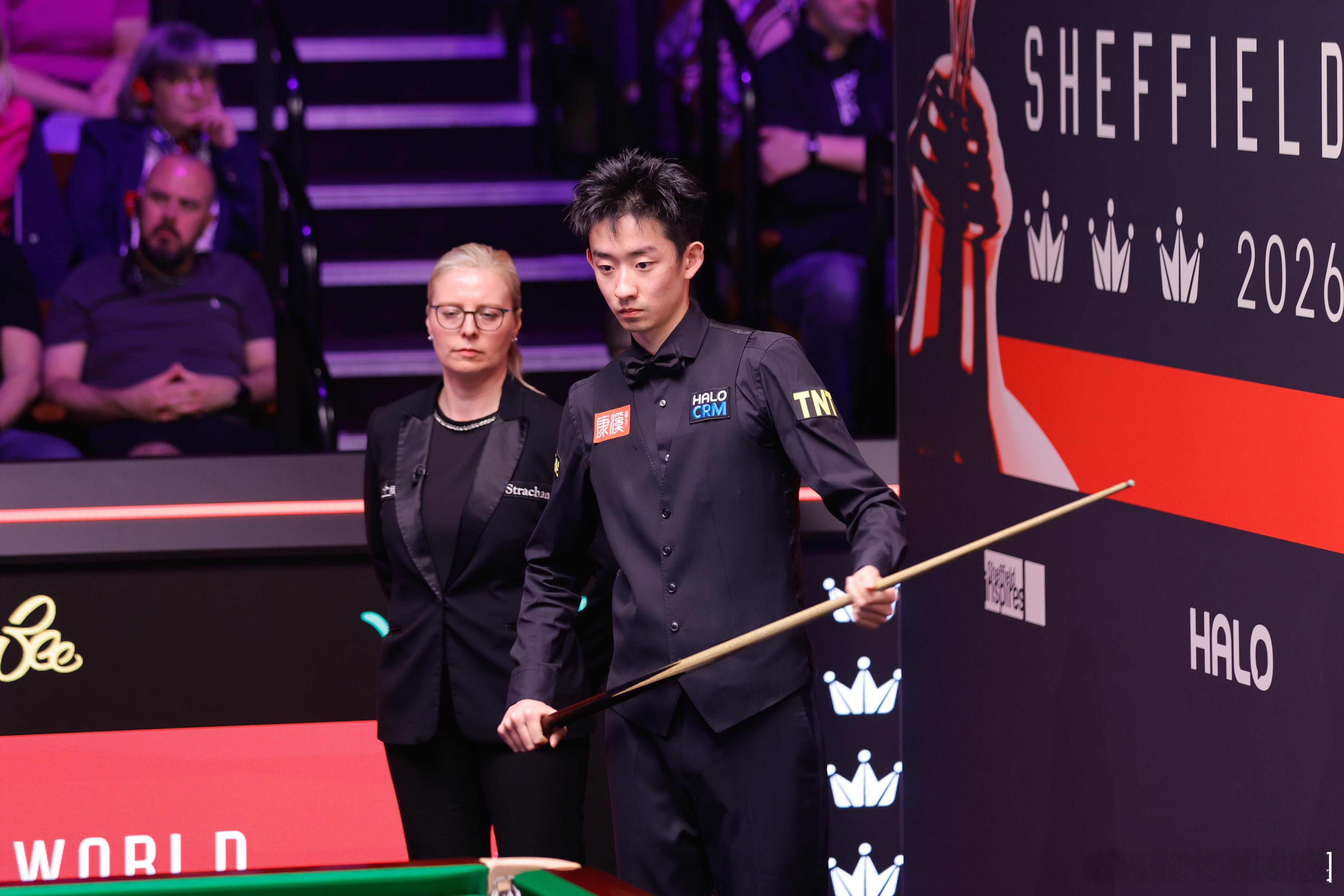 吴宜泽首次闯入斯诺克世锦赛8强2026斯诺克世锦赛16进8轮次比赛中，中国00后