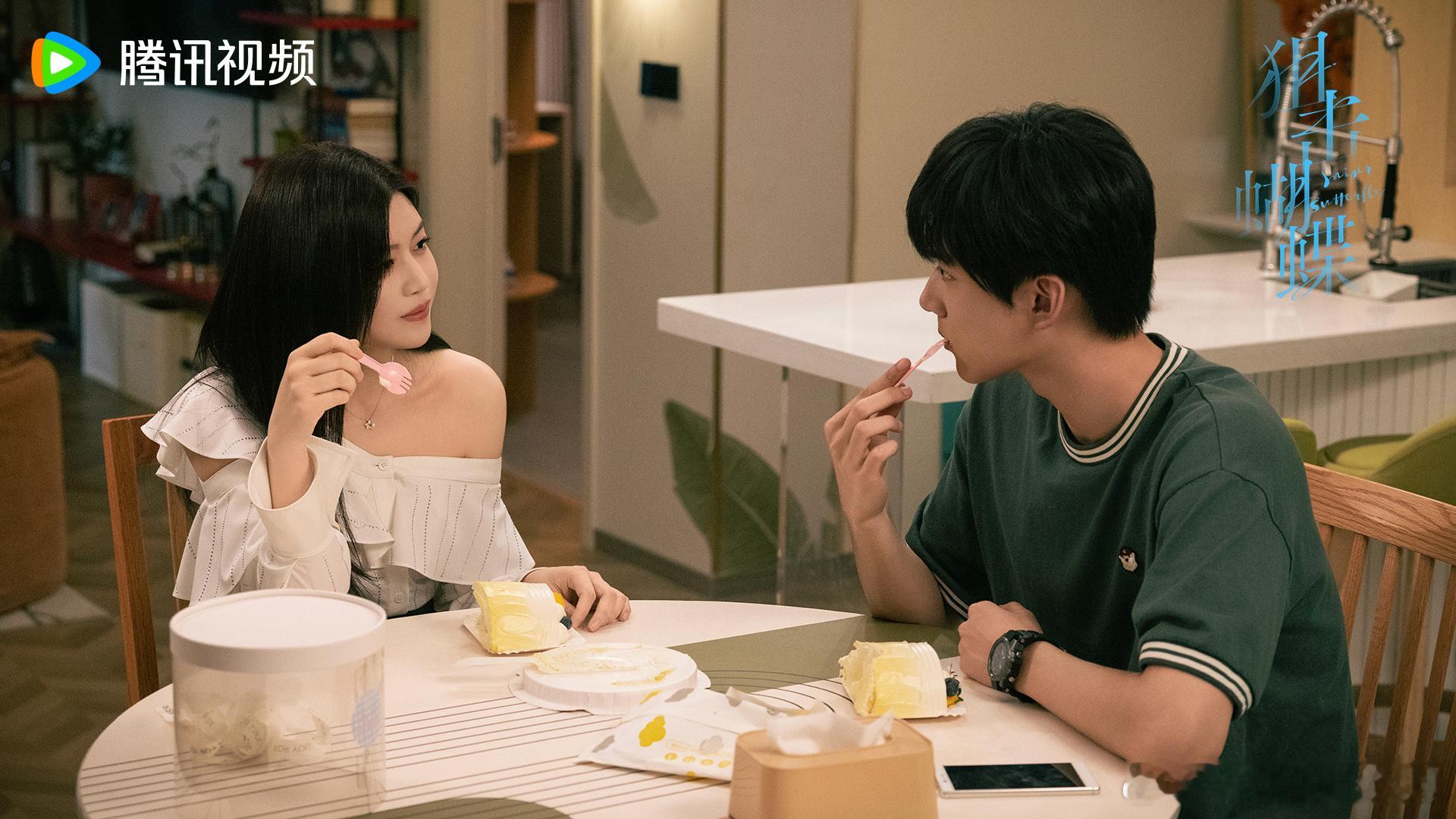 第一次我比男主先爱上女主 《狙击蝴蝶》太懂谈恋爱了！岑矜独立清醒、李雾真诚纯粹，