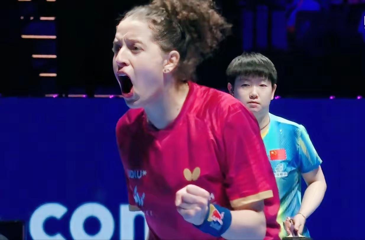 汉娜高达懵了，以前打孙颖莎时第一局都能赢？
今天咋不行了？
​因为前天莎莎和蒯曼