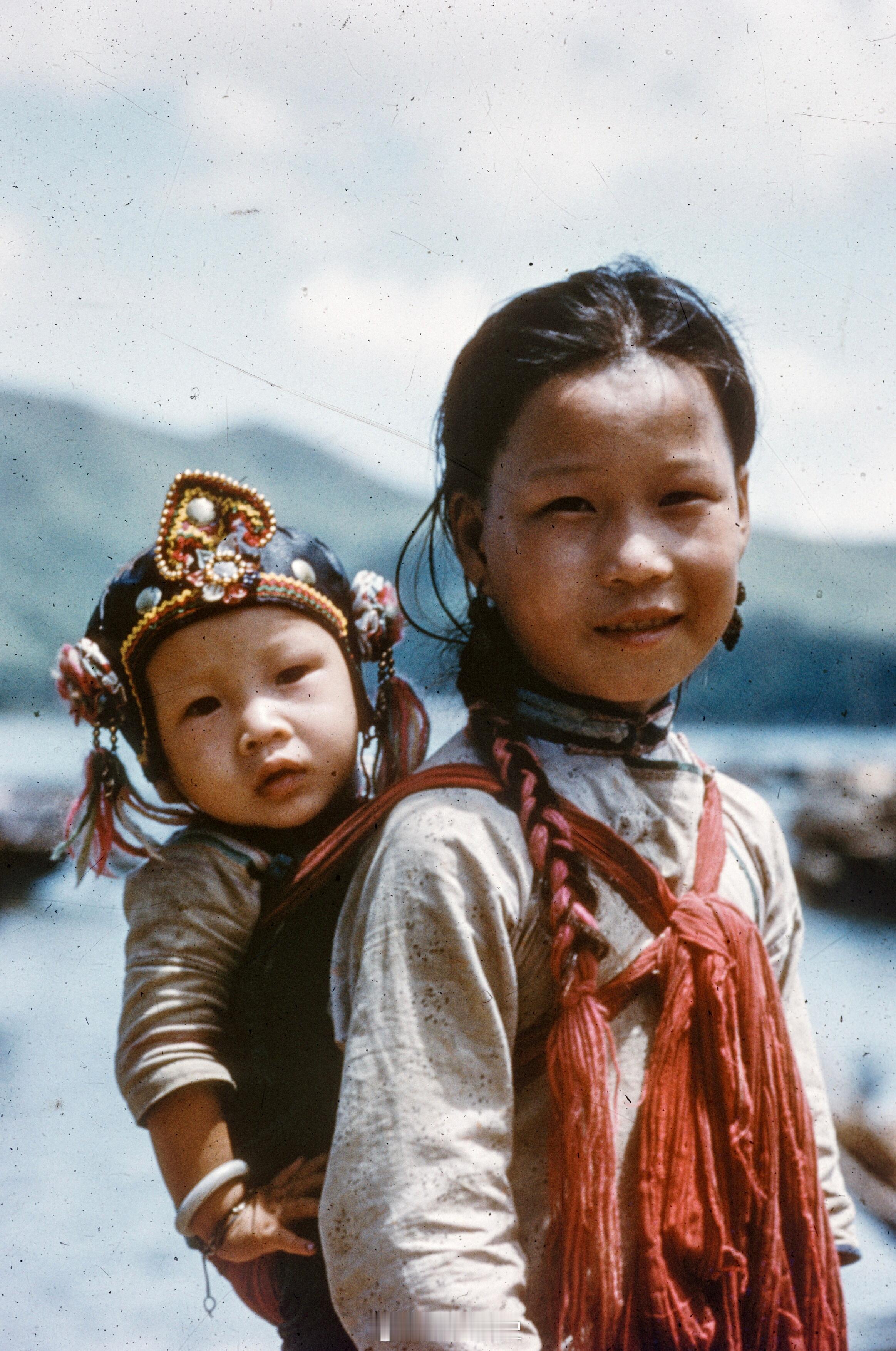 1963年在香港的姐弟！ ​​​