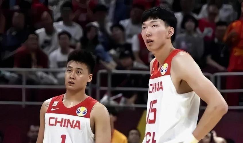 赵睿和周琦以后是不是都不进国家队了，按他两年龄还是当打之年，都是96年出生才30