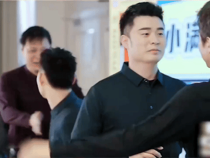 邓超说陈赫减肥通知本人了吗哈哈哈哈哈 不愧是相爱相杀的好友日常，借着节目宣传帮忙