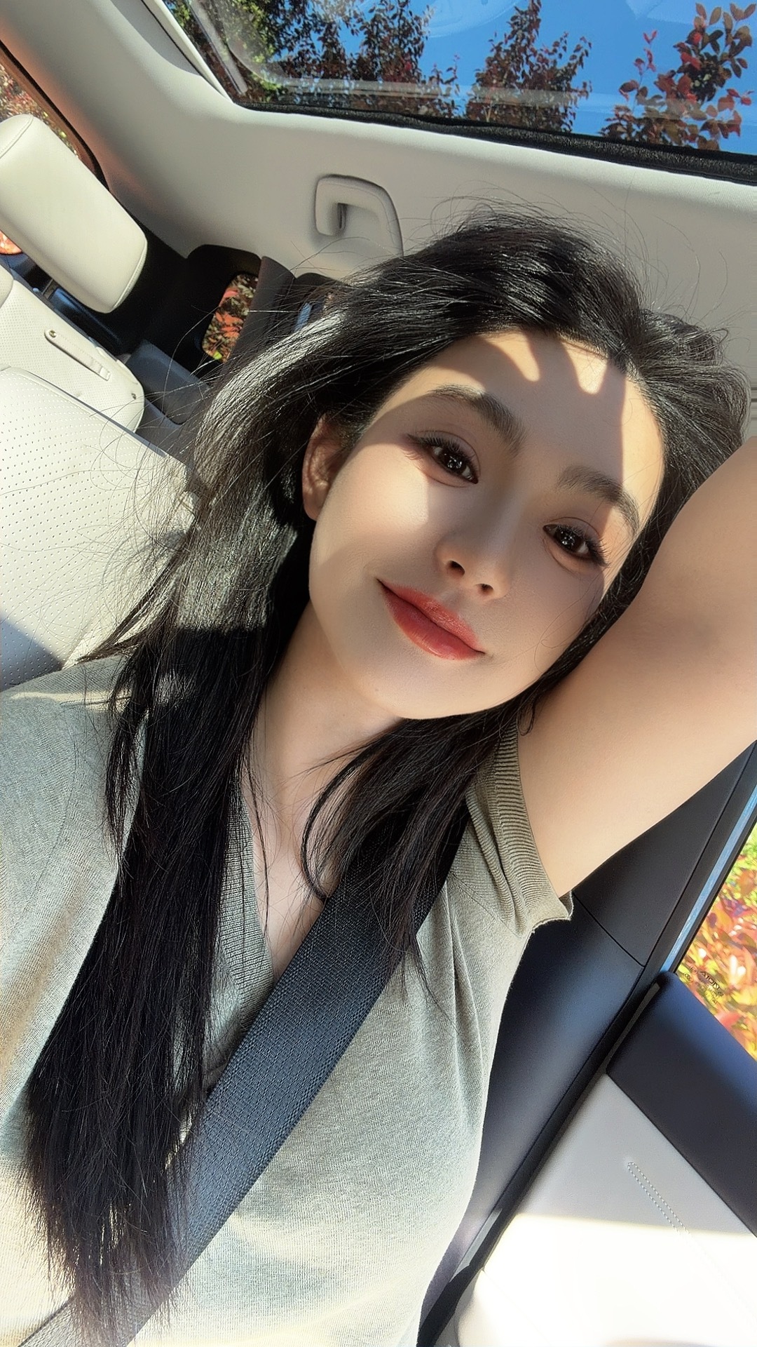 送你一朵朵小fafa🌸阳光正好！ 