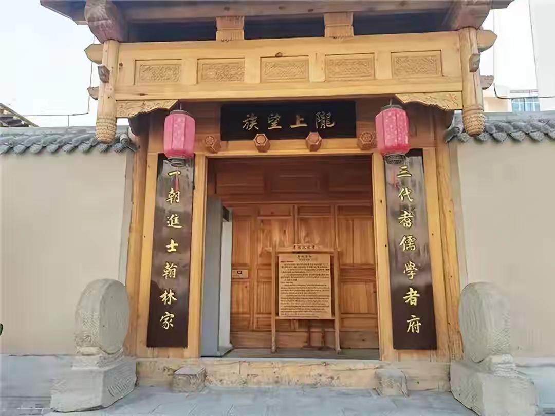 武威李翰林（清代进仕李铭汉）花园里的月季花