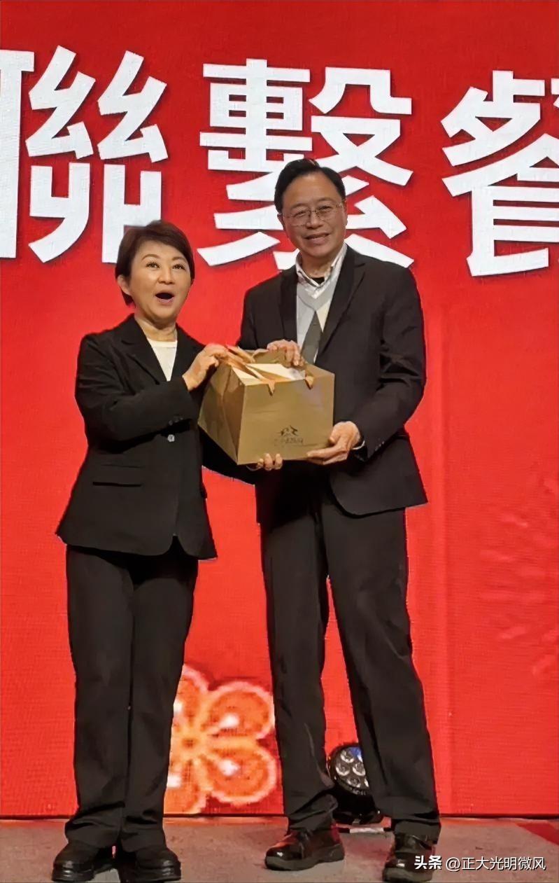 昨晚，桃园市长张善政带着市府+议会“全阵容”南下台中，与卢秀燕展开高规格市政交流