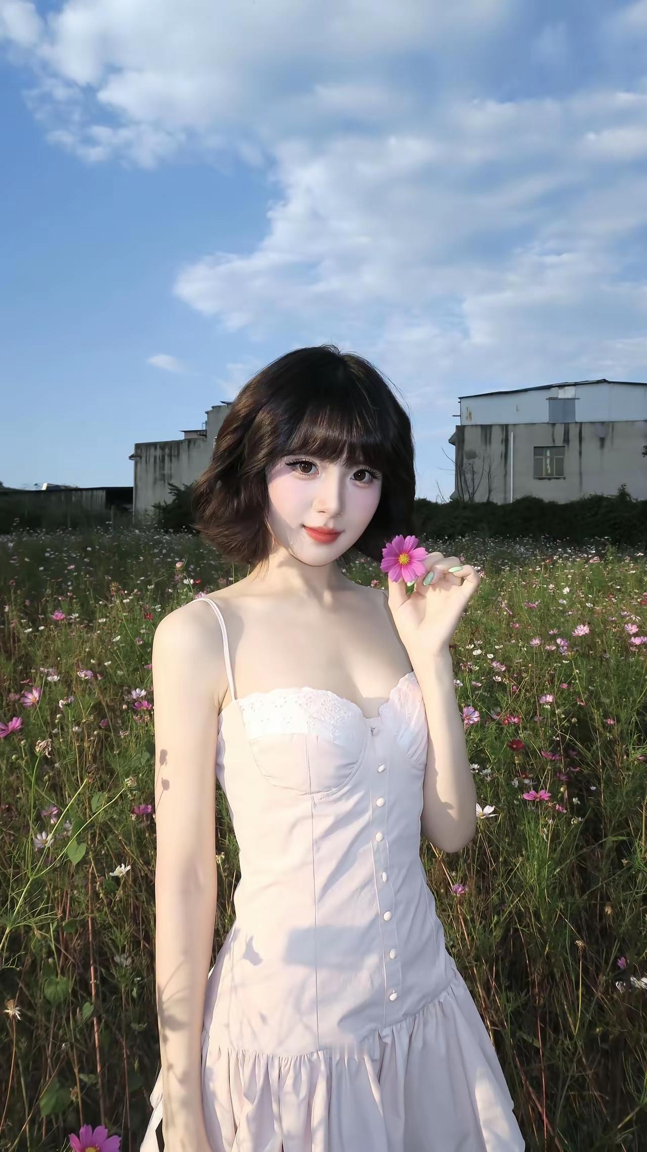 男人尽量找学历比自己低的女人，因为学历太高的女人可能算计你，而学历比自己低的女人