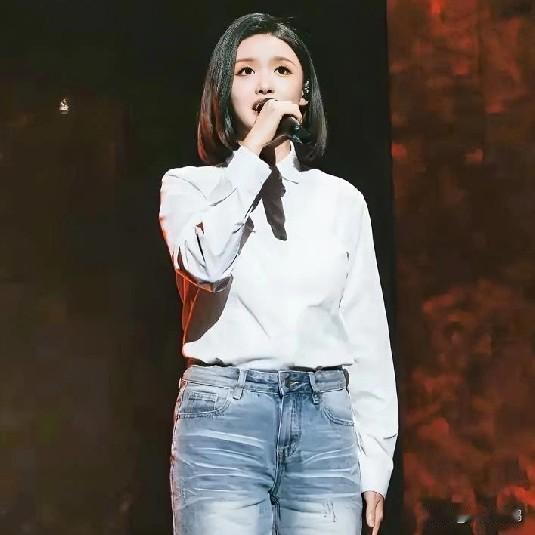 徐子尧演唱的《珊瑚颂》上线
  由刀郎编曲，徐子尧演唱的《珊瑚颂》在9月17日全