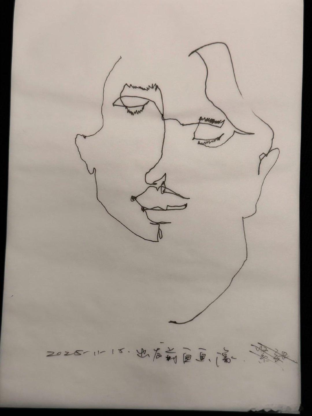 易烊千玺工作留痕原来易烊千玺知道自己长什么样 也有点自知之明 