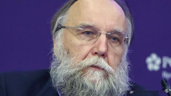 俄罗斯精英更迭：杜金指出大清洗深层次原因。
VTsIOM 9月9日至15日进行的