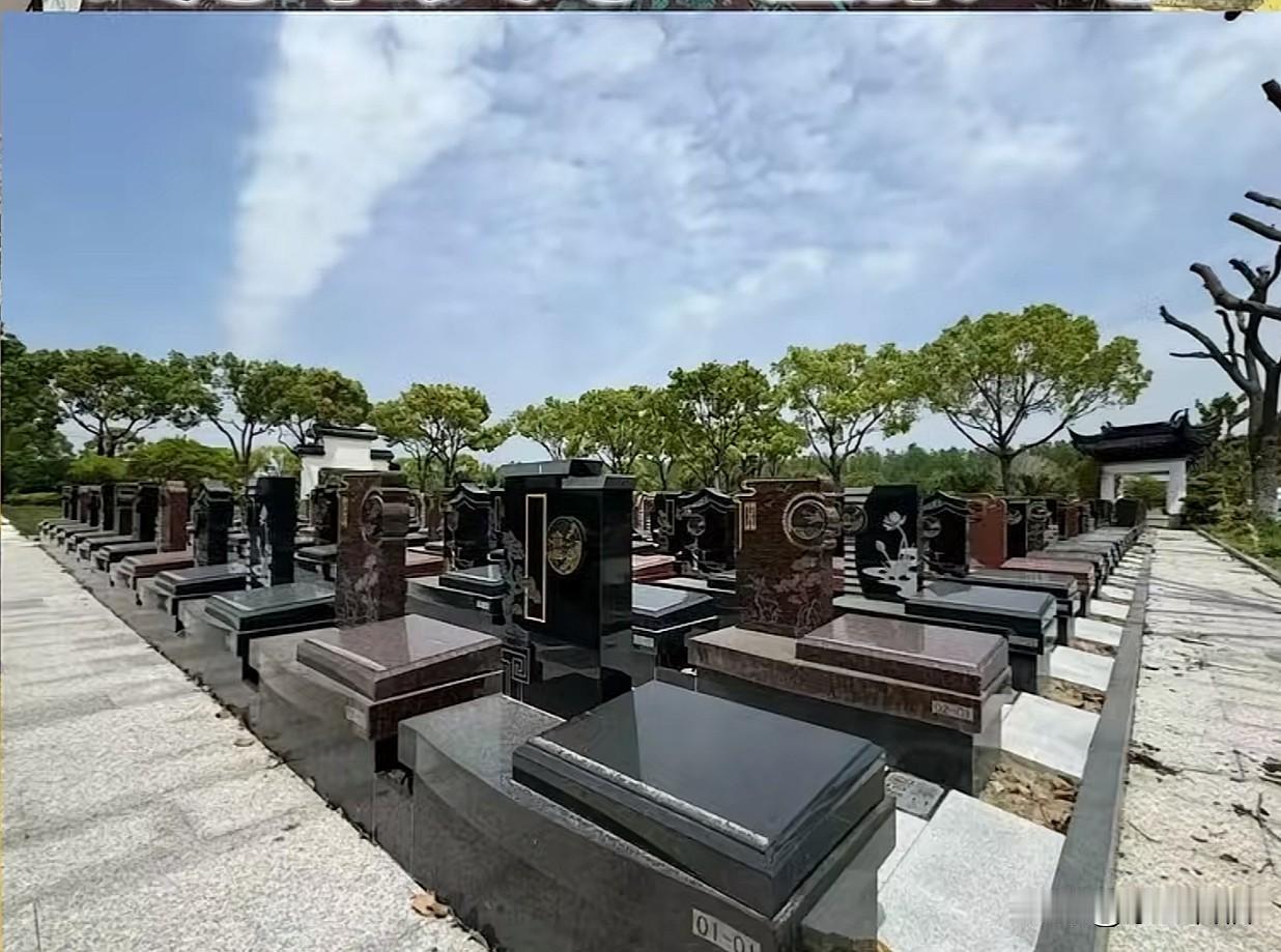 上海46岁独居离世的蒋女士的身后事，终于有了一个令人欣慰的结局。
       