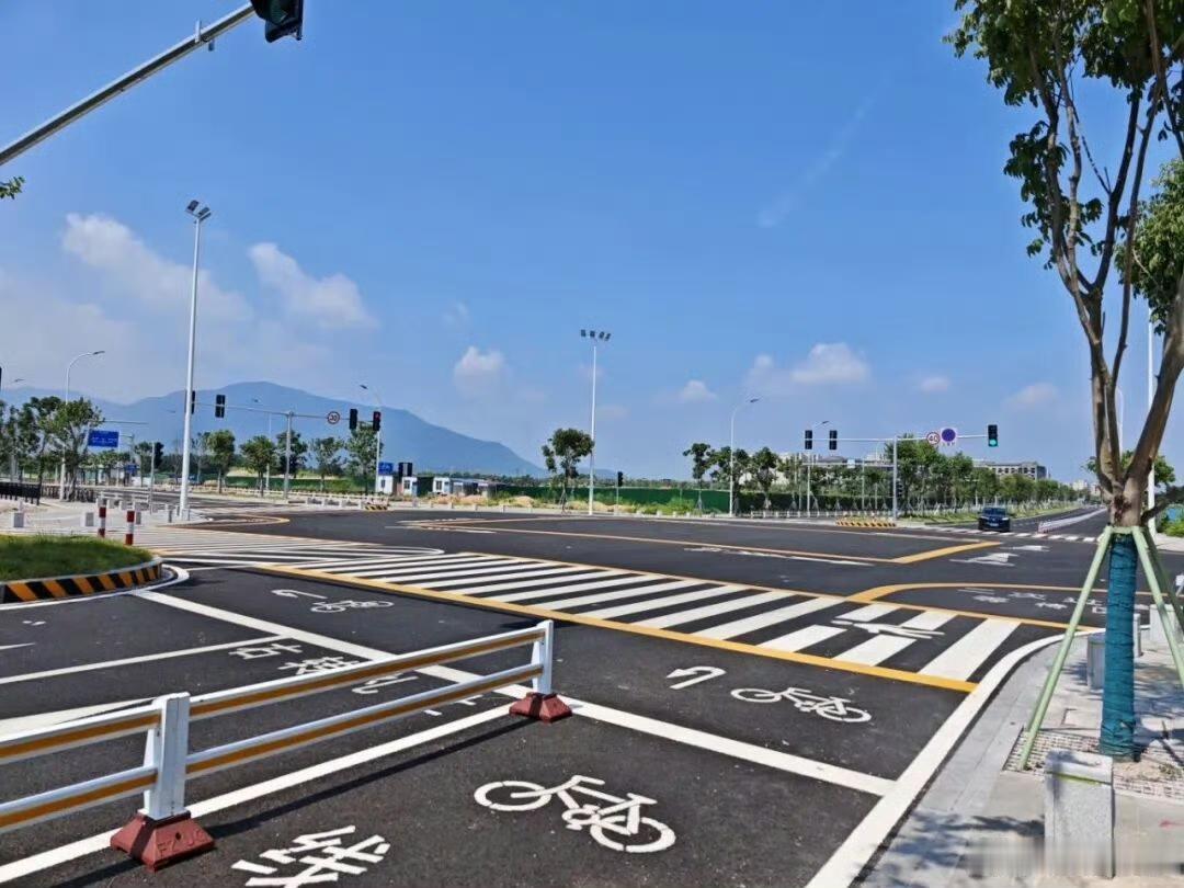 市重点项目——帝封江片区路网三期工程第1标段正式通车 ​​​via最爱福州

 
