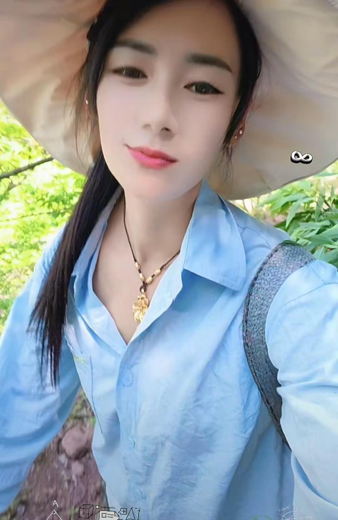 能让一个女人上瘾的，永远不是有多帅多有钱，而是在他身上看到真诚，踏实，责任，担当