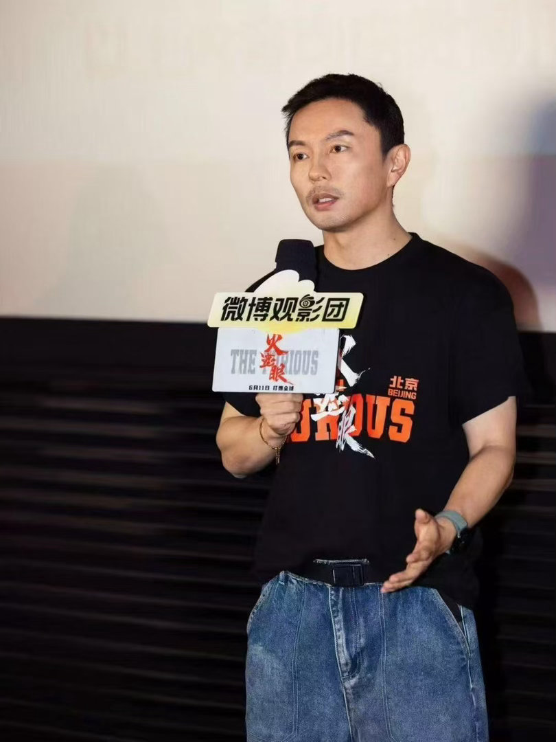 谢苗的权威我后知后觉谢苗内娱熟男补货了 《火遮眼》里的谢苗，让人看到他身上那种老