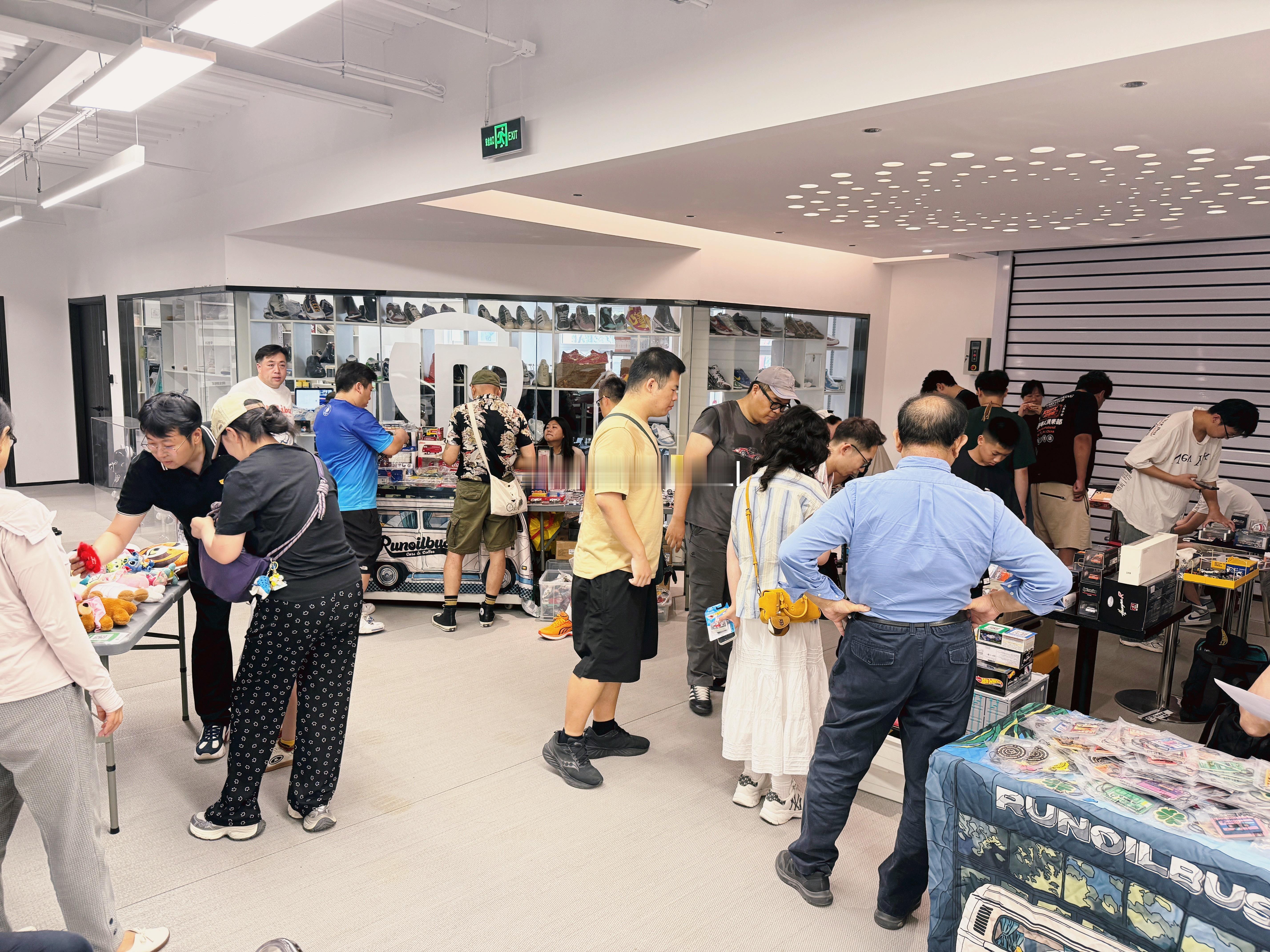 燃油巴适的周末👏梦想家ALI  ​​​