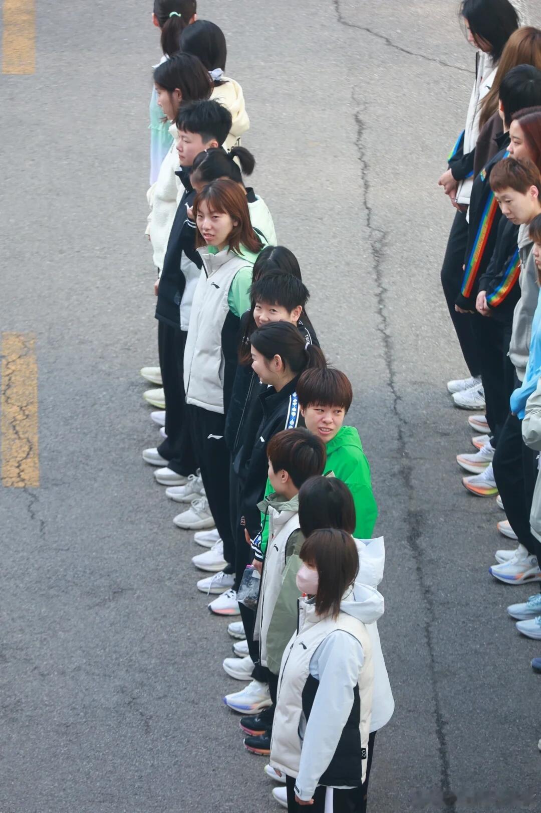 鹰眼孙颖莎:“我已经发现你拍我了😊” 