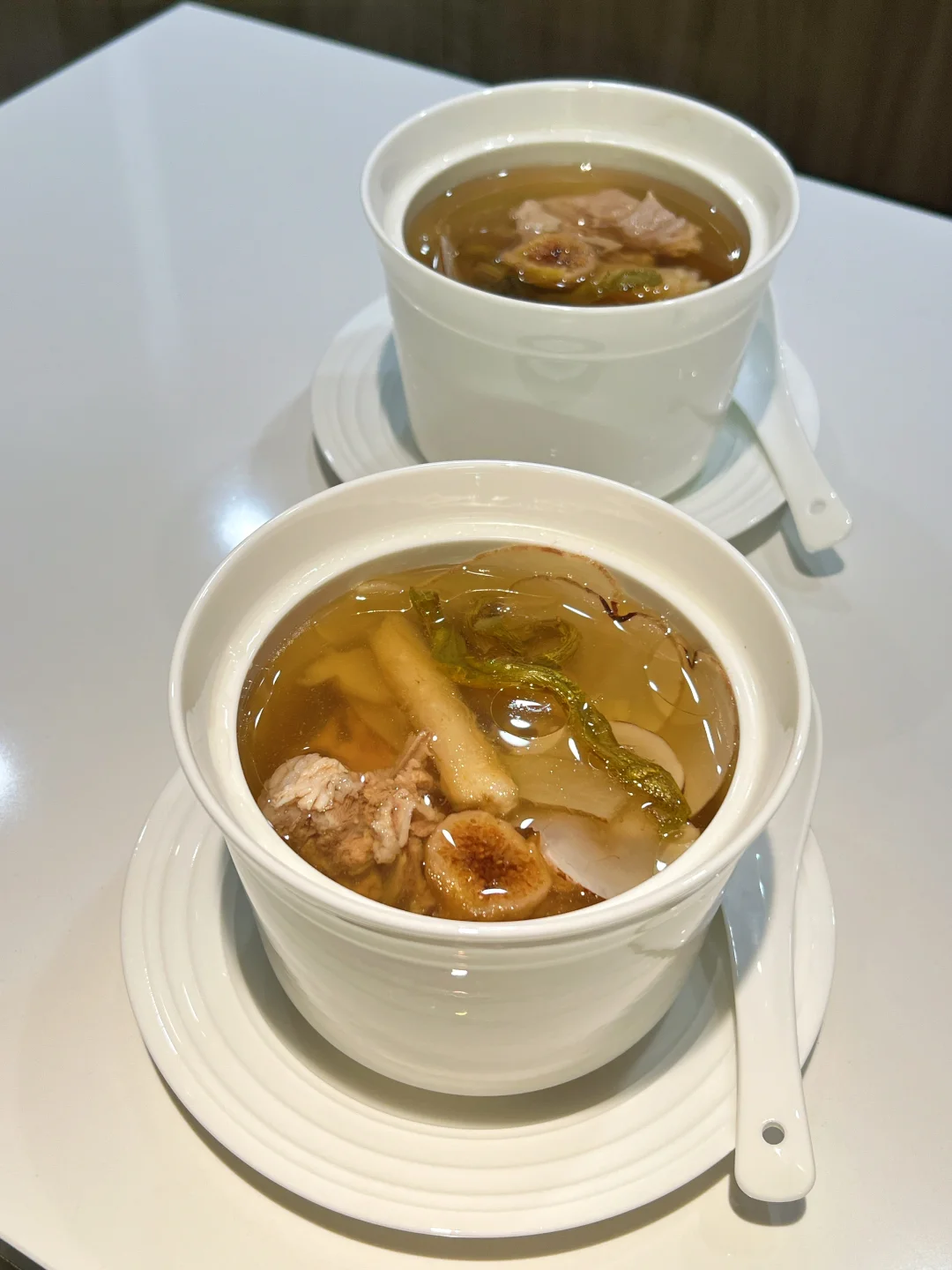 经常熬夜抽烟喝酒肝火旺的，多喝这个汤