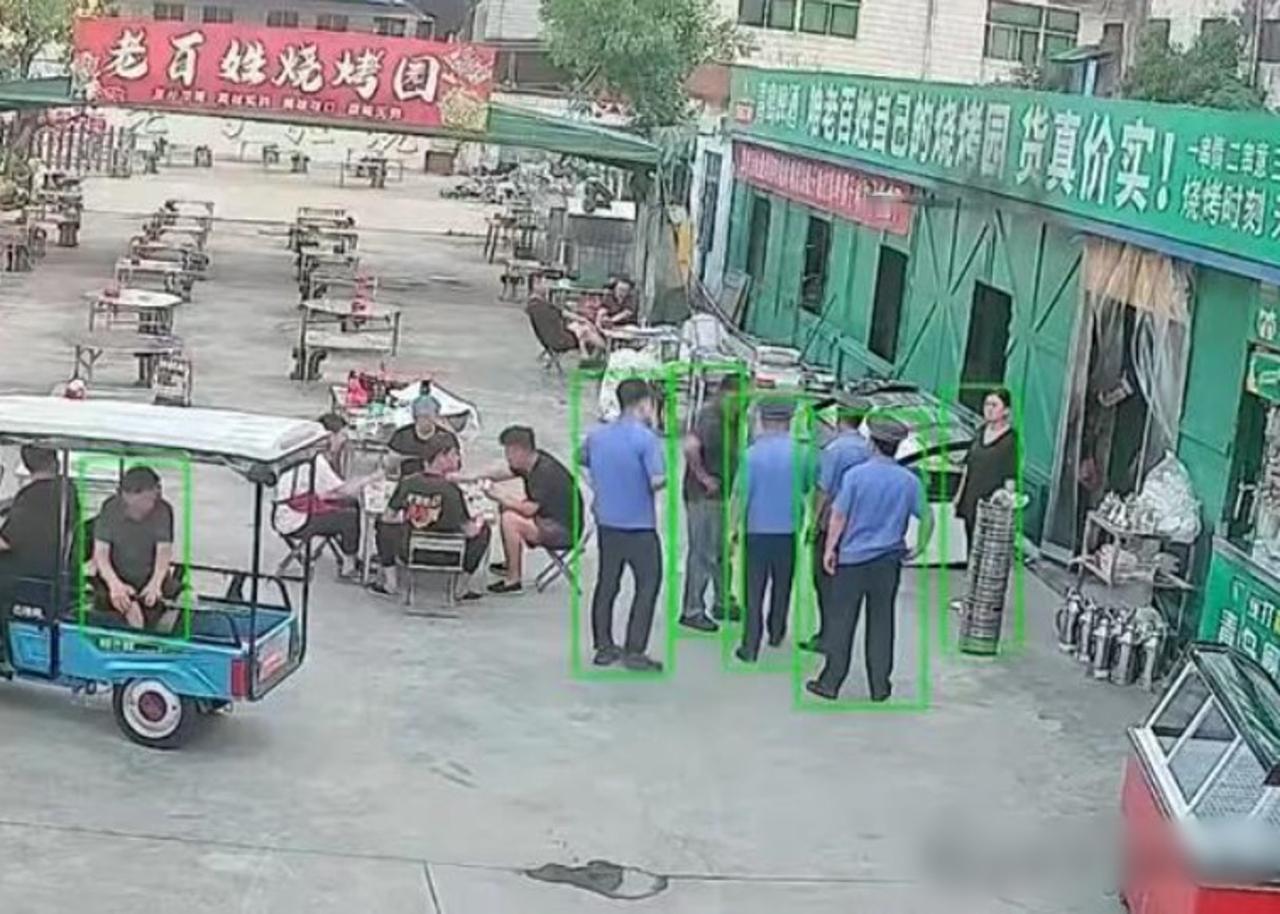 菏泽烧烤店老板称举报文物失踪遭恶意报复，
两个月被恶意投诉116次，五个部门上门