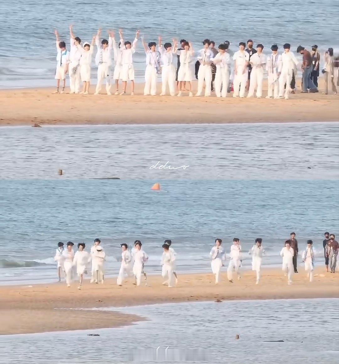 TF四代合照站位陈浚铭、陈奕恒、张函瑞、王橹杰、张桂源、杨博文、左奇函、陈思罕，