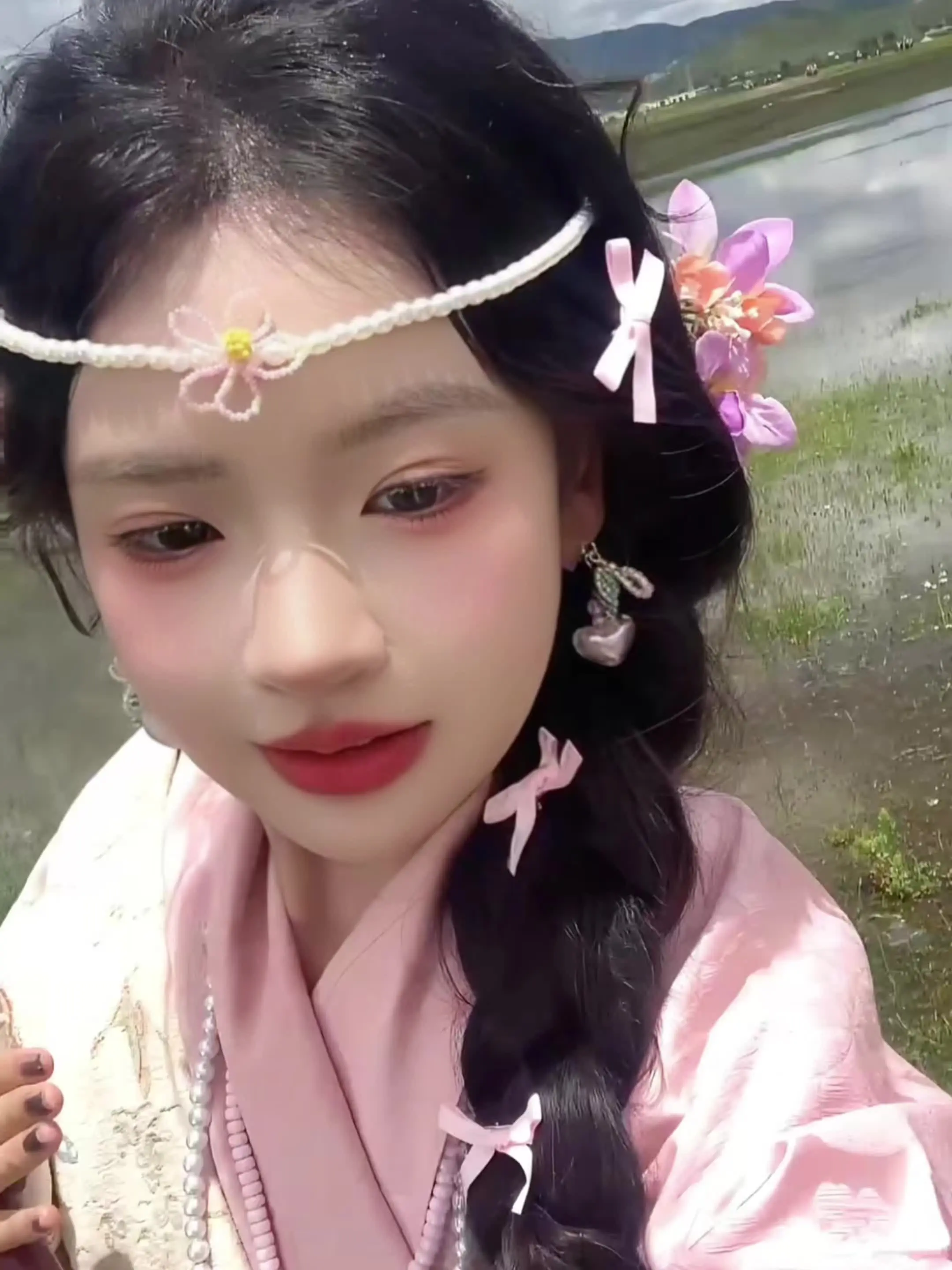 想不到在香格里拉做到了甜妹小卓玛！
