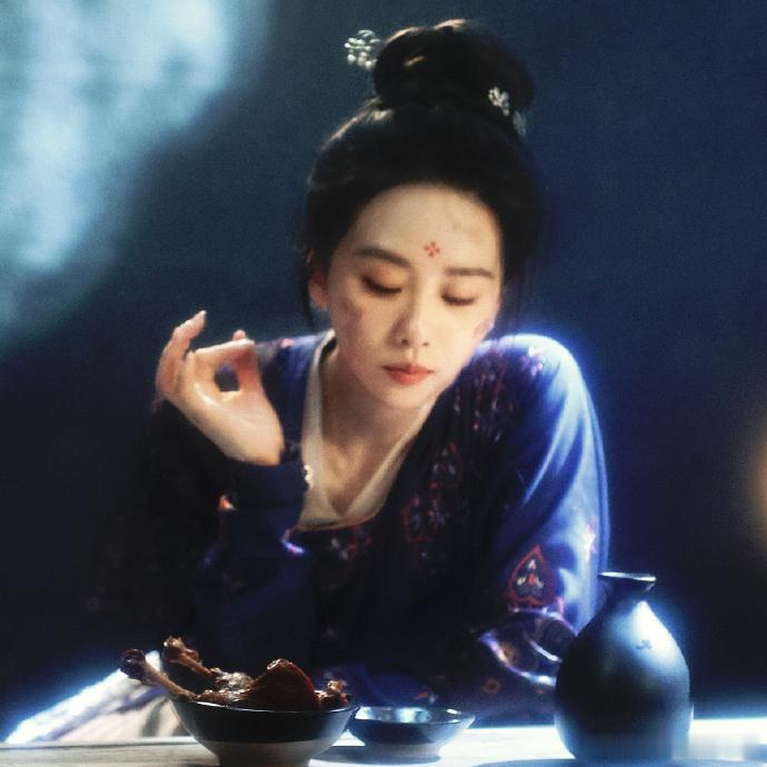 上一秒表演爱下一秒拿刀割喉 看《掌心》真的像坐过山车！本以为是普通的情感纠葛，结